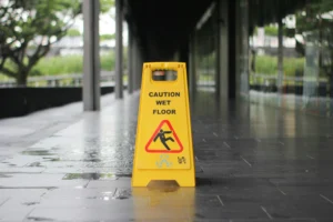 Picture of a slip and fall sign made to signify a slip and fall injury case